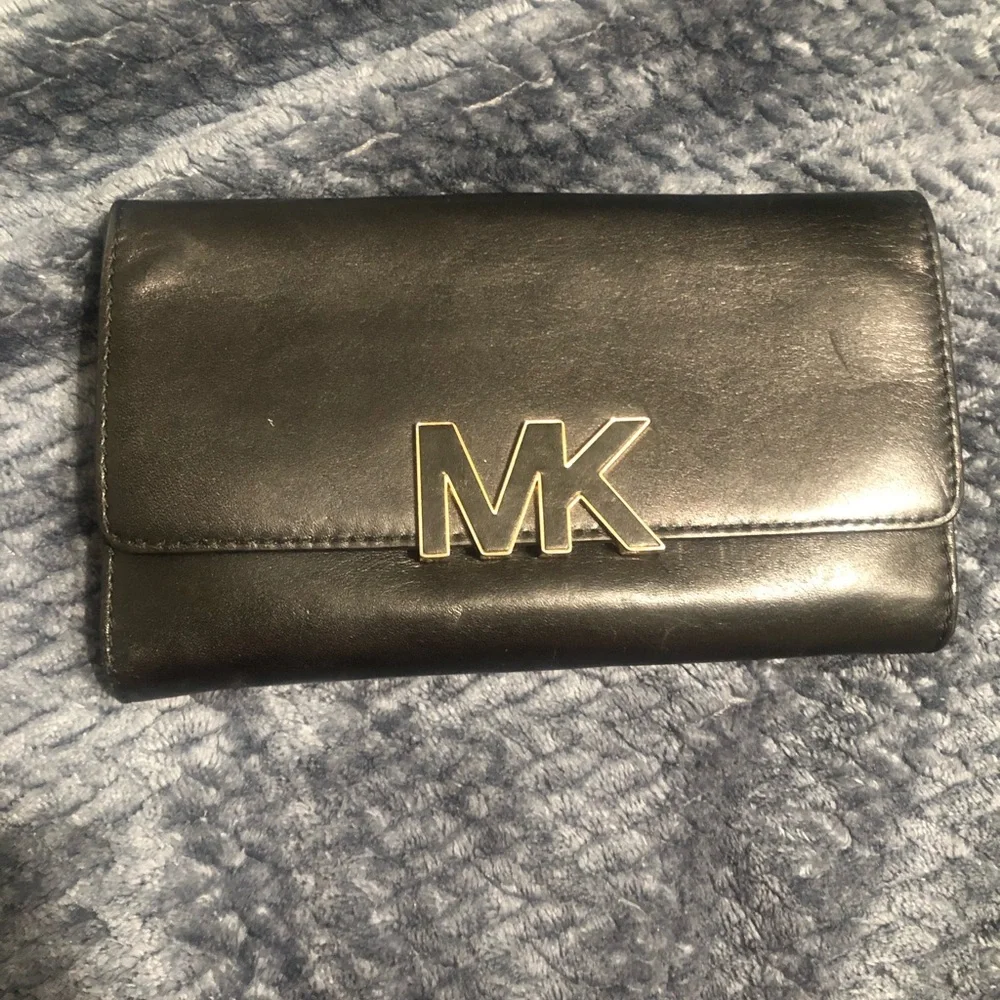Wallet - Picture 1 of 3